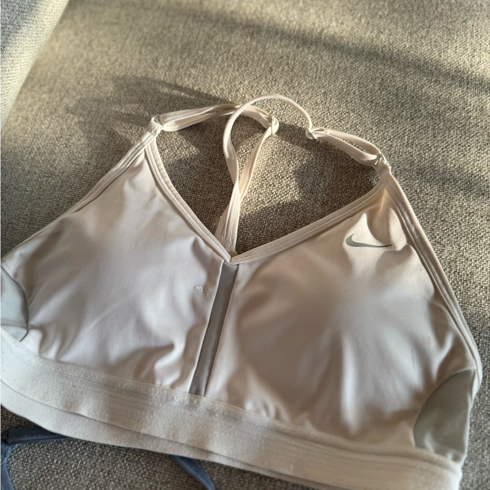 Nike Women's Sports Bra Set - White, Blue, and Olive Green. Size medium - Picture 4 of 8